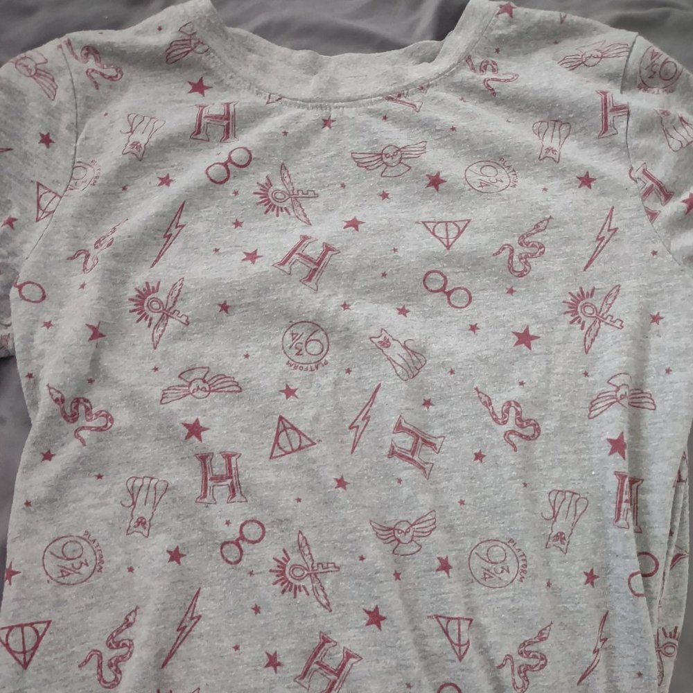 Harry Potter shirt free with bundle of three